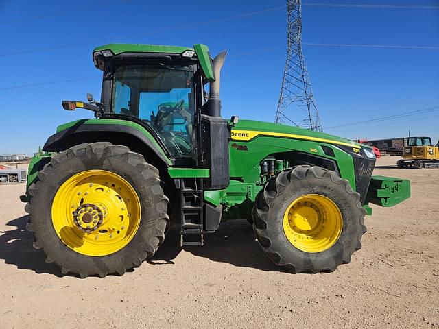 Image of John Deere 8R 310 equipment image 3