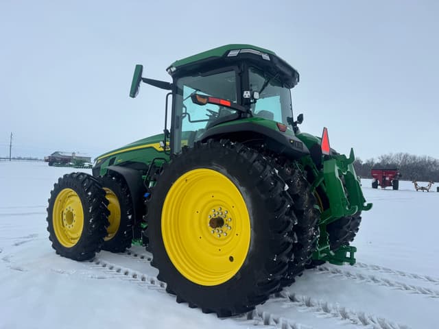 Image of John Deere 8R 340 equipment image 4