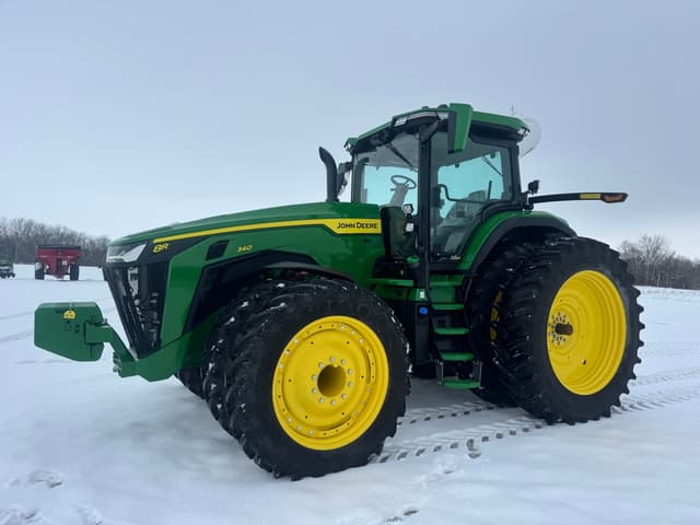 Image of John Deere 8R 340 equipment image 2