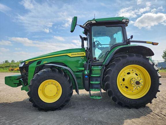 Image of John Deere 8R 340 equipment image 1