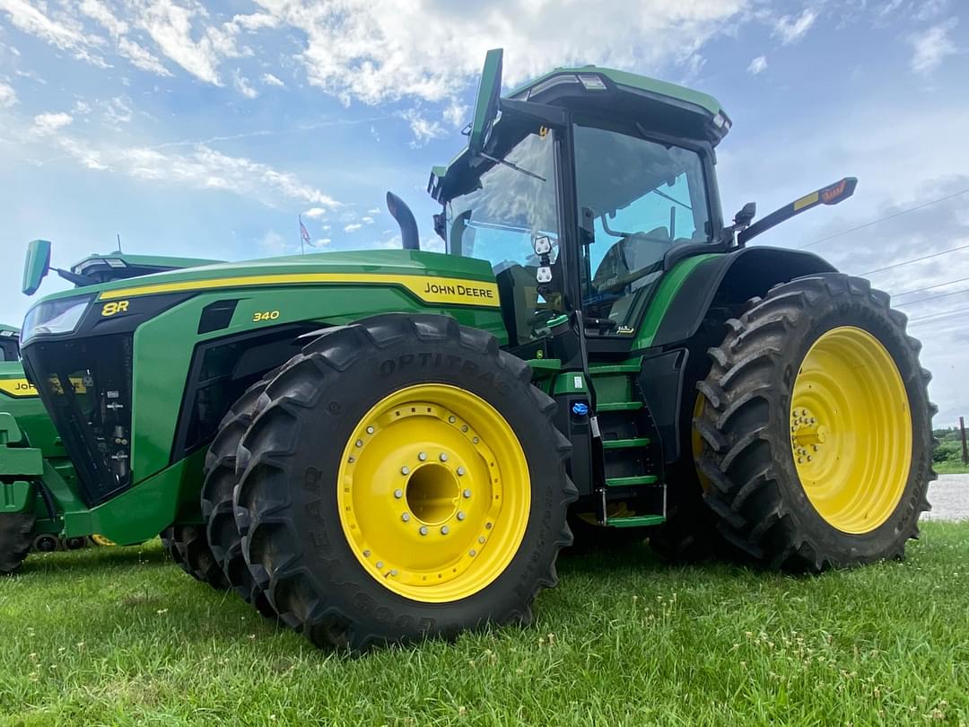 Image of John Deere 8R 340 Primary image