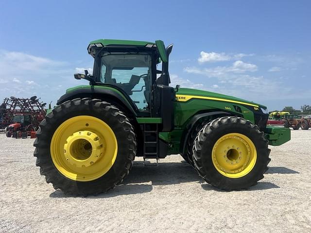 Image of John Deere 8R 340 equipment image 3