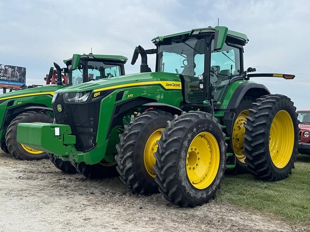 Image of John Deere 8R 370 equipment image 1