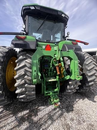 Image of John Deere 8R 370 equipment image 2