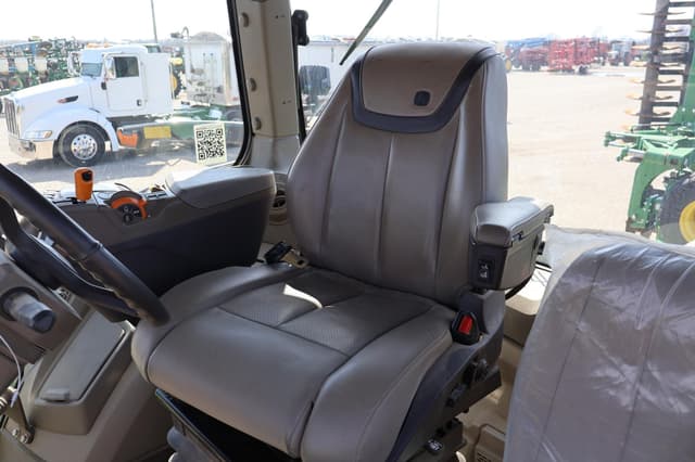 Image of John Deere 8R 370 equipment image 4