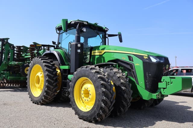 Image of John Deere 8R 370 equipment image 3