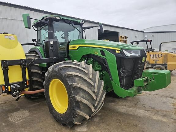 Image of John Deere 8R 370 equipment image 4