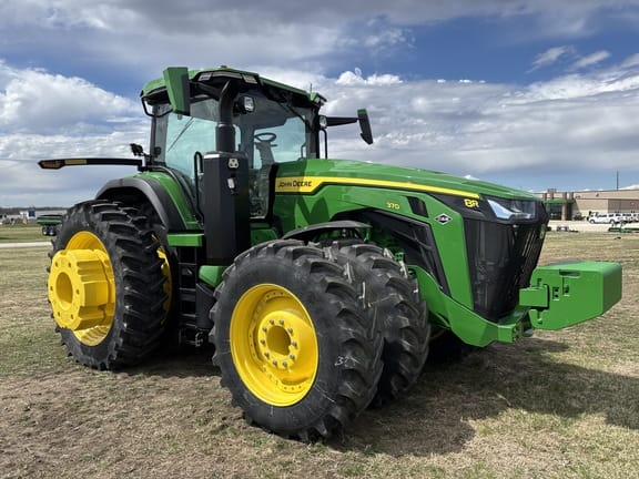 2025 John Deere 8R 370 Equipment Image0