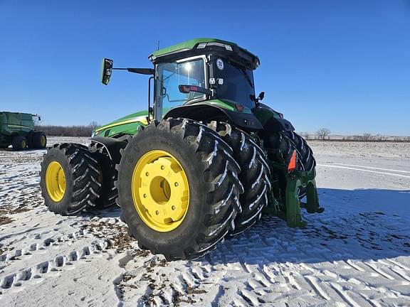Image of John Deere 8R 410 equipment image 2