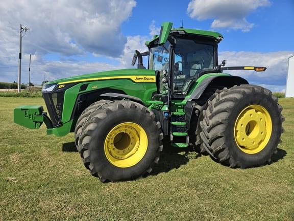 Image of John Deere 8R 410 equipment image 1