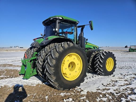 Image of John Deere 8R 410 equipment image 4