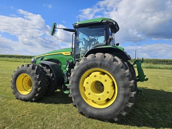 Image of John Deere 8R 410 equipment image 2