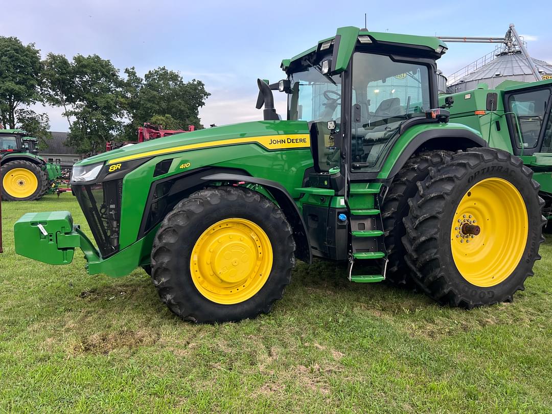 Image of John Deere 8R 410 Primary image