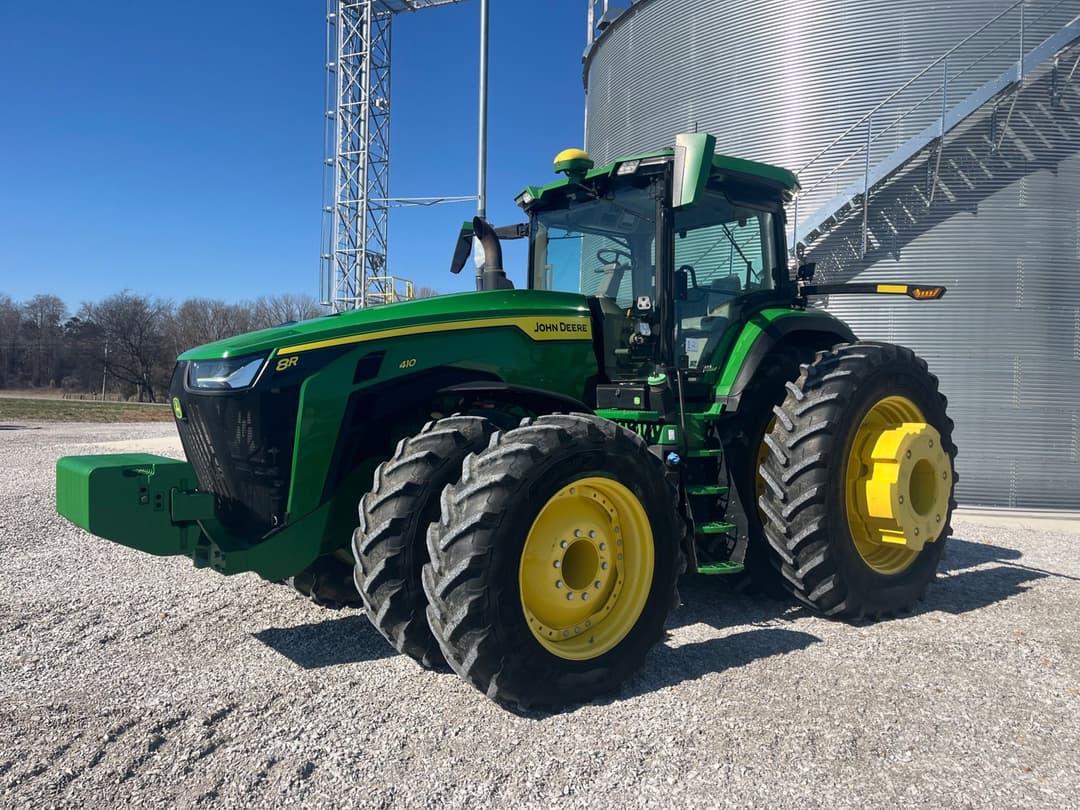 Image of John Deere 8R 410 Primary image