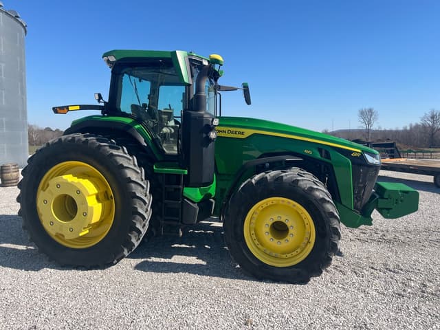 Image of John Deere 8R 410 equipment image 2