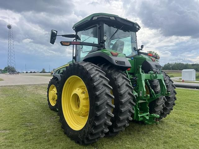 Image of John Deere 8R 250 equipment image 3