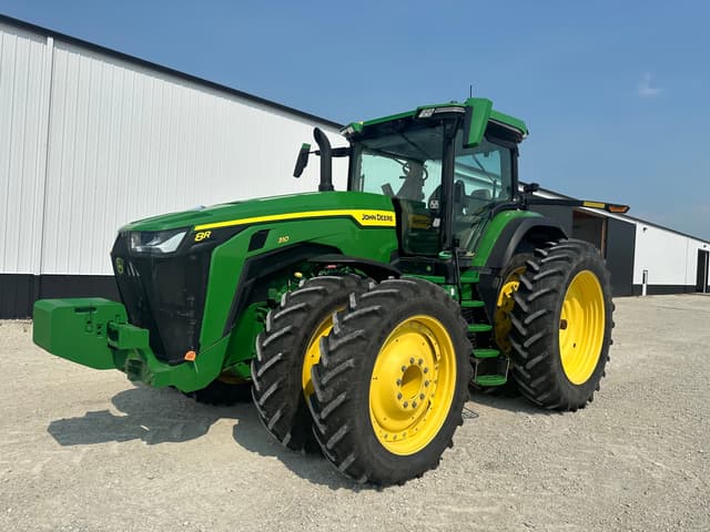 Image of John Deere 8R 310 equipment image 1