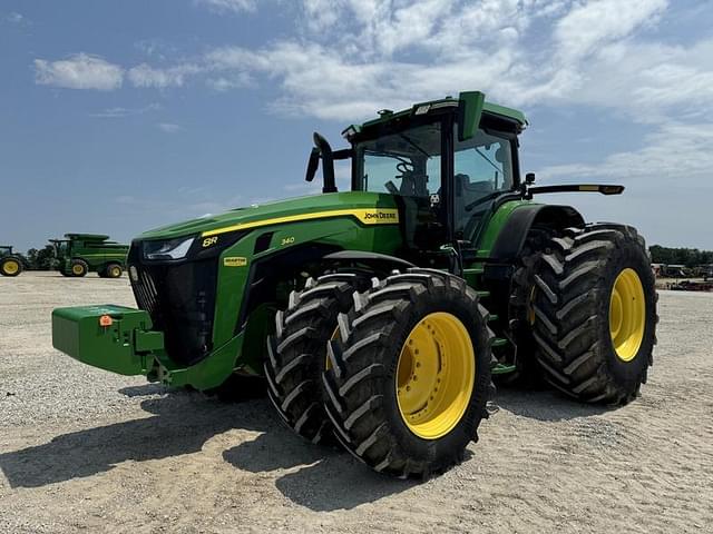 Image of John Deere 8R 340 equipment image 1