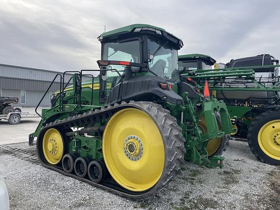 Image of John Deere 8RT 370 equipment image 4