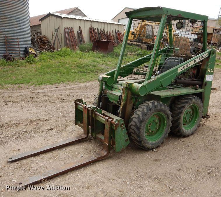 Main image John Deere 90