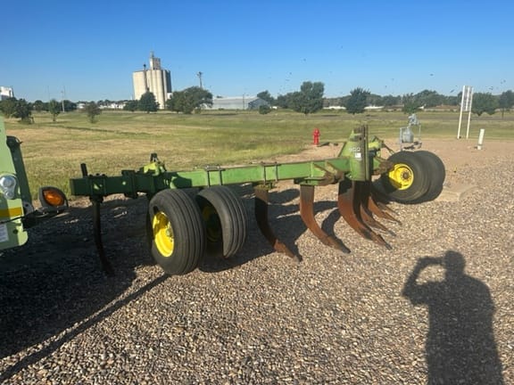 Main image John Deere 900