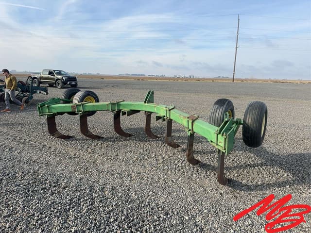 Image of John Deere 900 equipment image 3