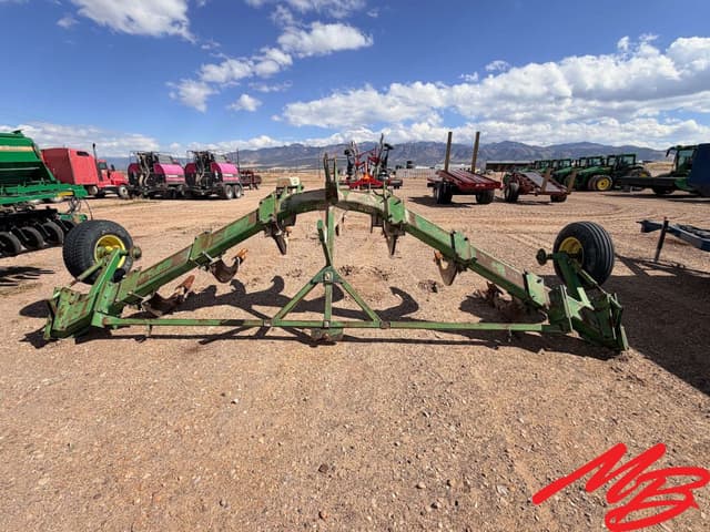 Image of John Deere 900 equipment image 3