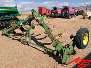 Main image John Deere 900