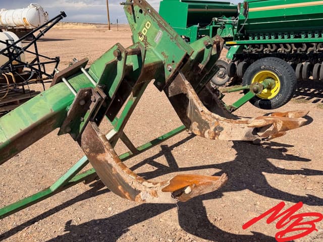 Image of John Deere 900 equipment image 4