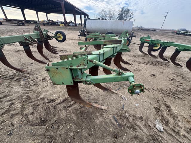 Image of John Deere 900 equipment image 3