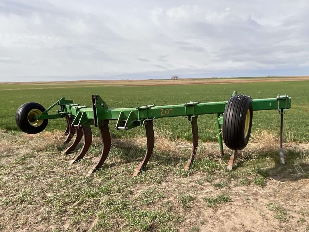 Image of John Deere 900 Primary image