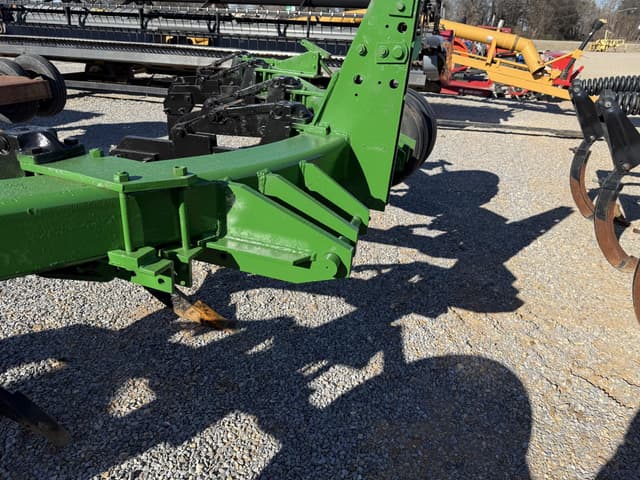 Image of John Deere 900 equipment image 3