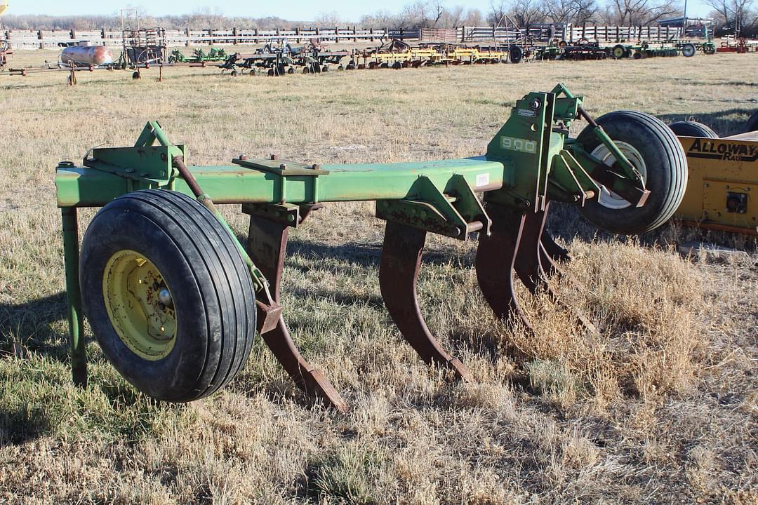 Image of John Deere 900 Primary image