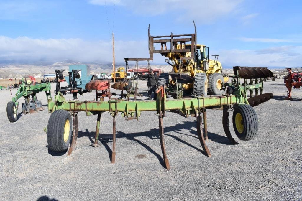 Main image John Deere 900