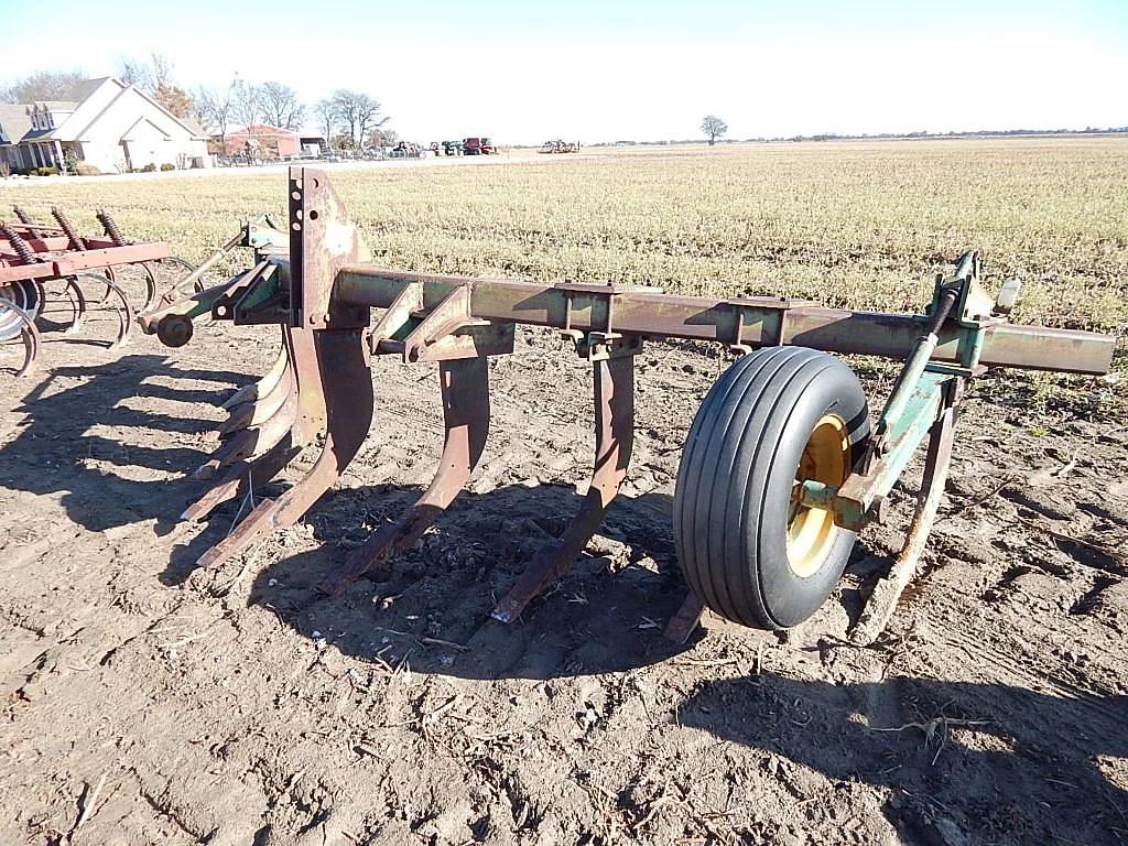 Image of John Deere 900 Primary Image