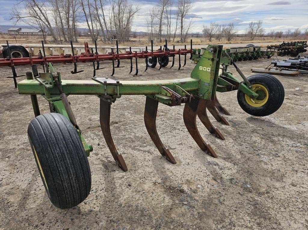 Image of John Deere 900 Primary image