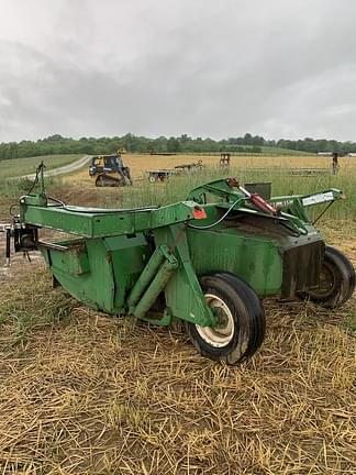 Image of John Deere 910 equipment image 4
