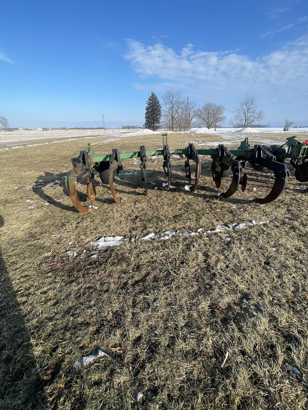 Image of John Deere 910 Image 0