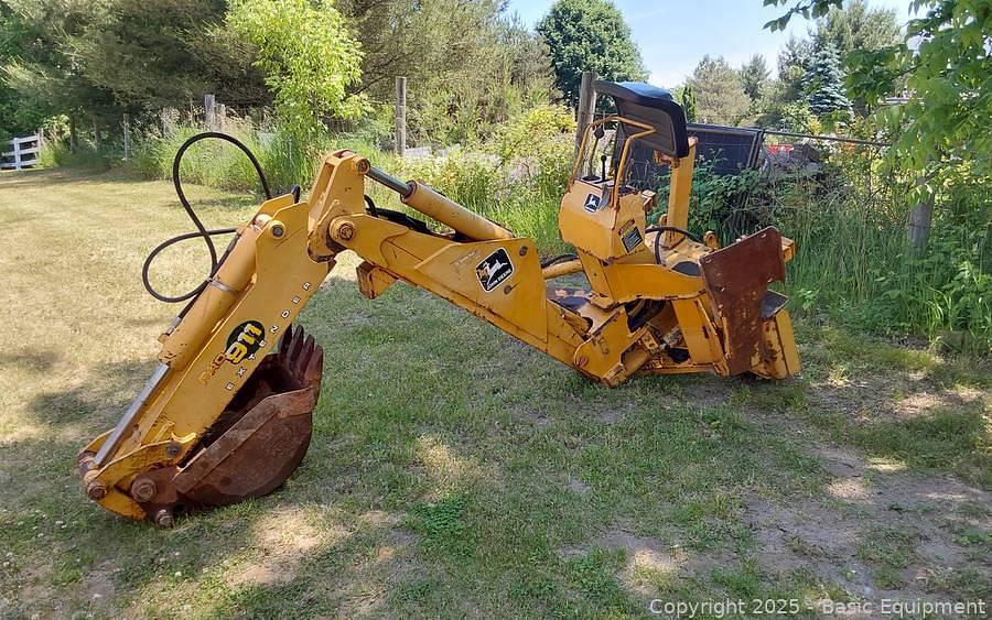 Image of John Deere 911 Primary Image