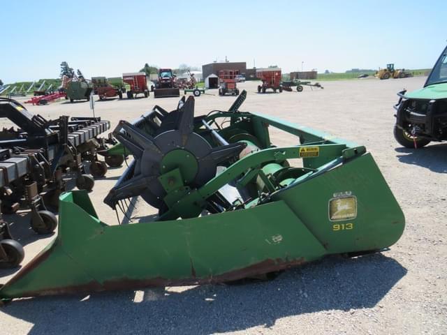 Image of John Deere 913 equipment image 1