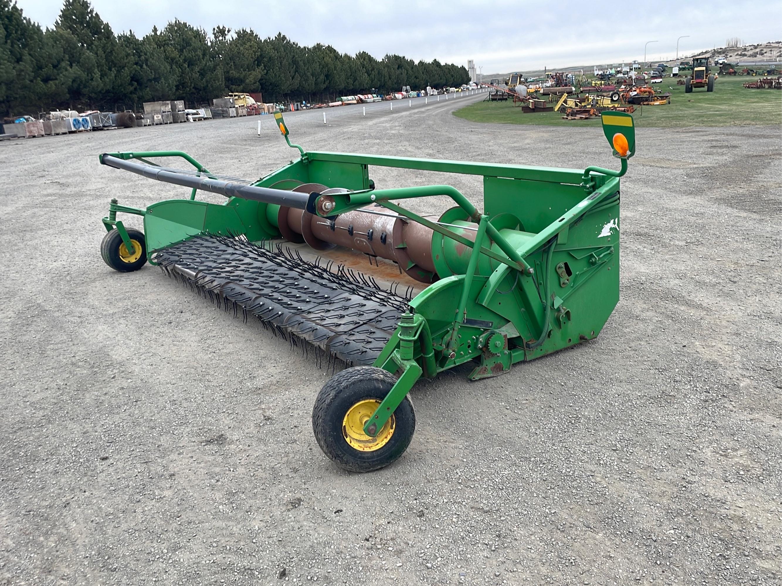 Main image John Deere 914