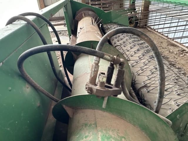 Image of John Deere 914 equipment image 1
