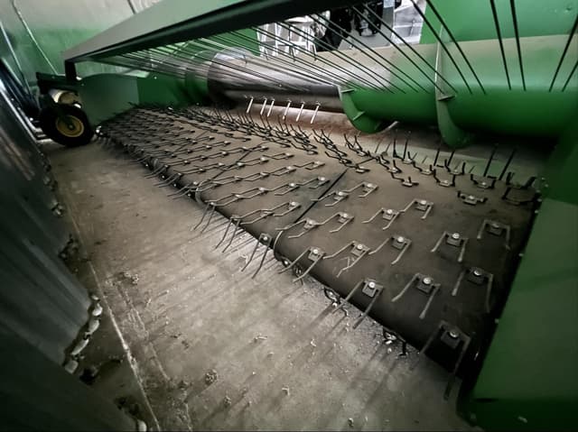 Image of John Deere 914P equipment image 4