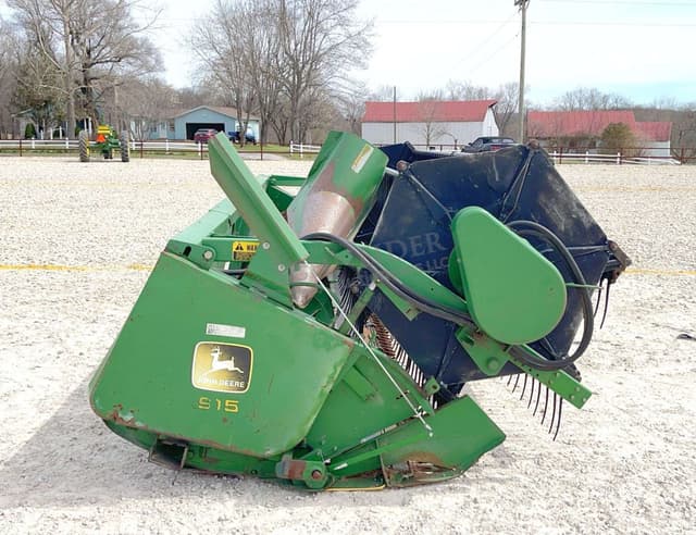 Image of John Deere 915 equipment image 2