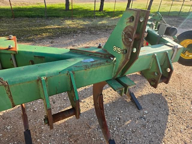 Image of John Deere 915 equipment image 3