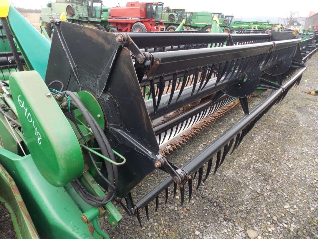 Image of John Deere 915 Primary image
