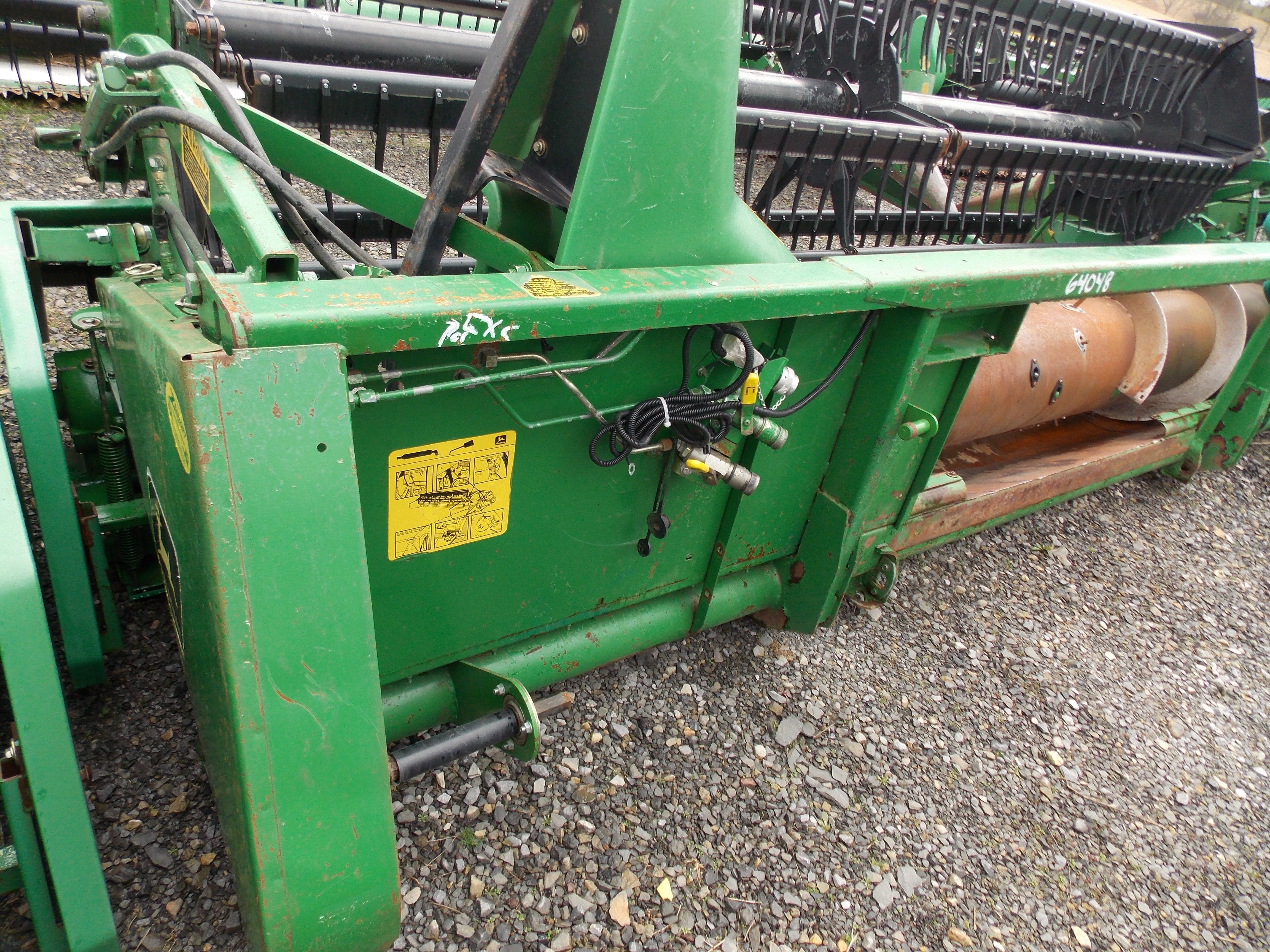 John Deere 915 Equipment Image0