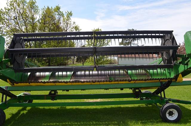 Image of John Deere 915 equipment image 2