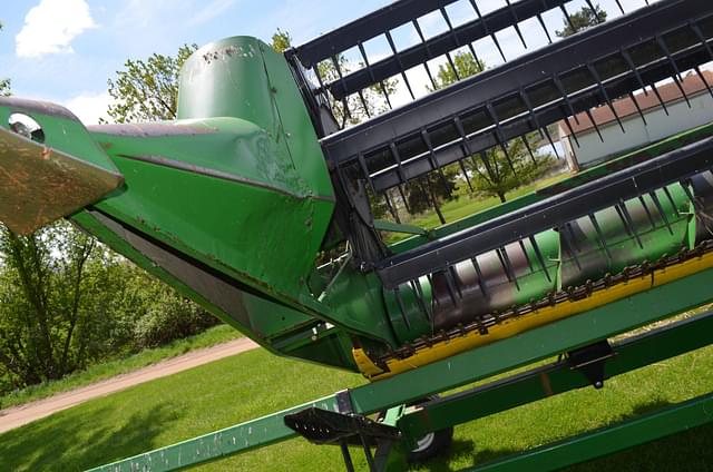 Image of John Deere 915 equipment image 3