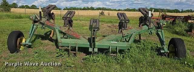 Image of John Deere 915 equipment image 1